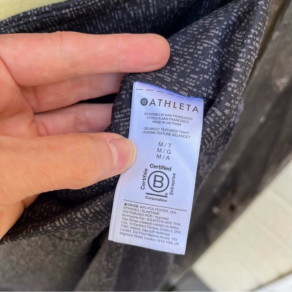 Athleta Delancey Textured Tight Legging in Black/Nightfall Sz M - Picture 12 of 16